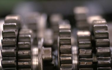 Як доглядати зв коробкою передач під час руху?