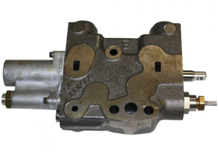 Case 1980449C6 Клапан керування Maxxum 5120, 5130