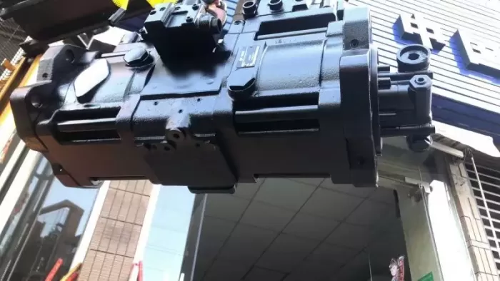 KRJ4573 Гідравлічний насос JCB200 JCB210 JCB220 JCB240 K3V112