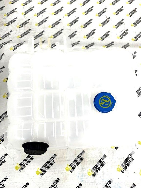 Volvo 22821822 Розширювальний бак для A25G, A30G, A35G