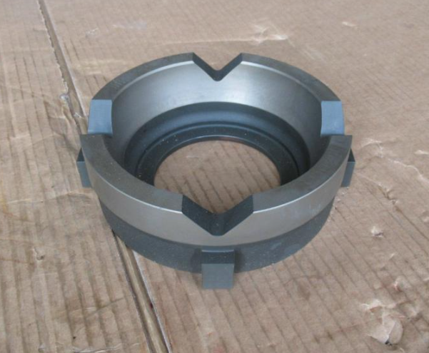 243354A1 Натискне кільце New Holland 4482372002