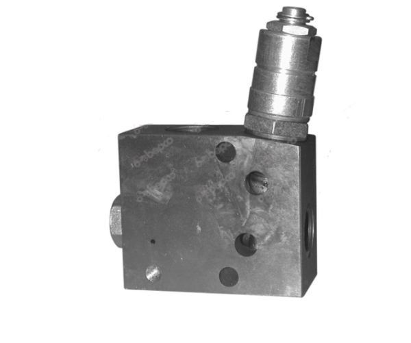 Case 69/7608-2 Гідравлічний клапан 1055