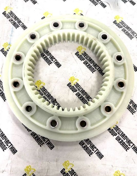 Hitachi 4456914 Муфта 295*48 для ZX450, ZX460