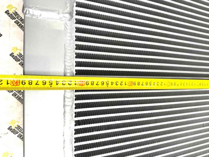 Радіатор масляний для екскаватора JCB JS330 30/926629 30/927113