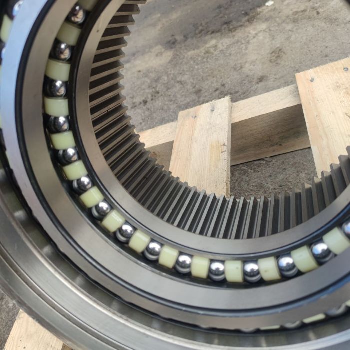 Корпус головної передачі JCB JS200 JS220 JS240 332/H3933