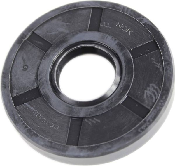 Kubota 37070-12220 Сальник хвостовика переднього мосту для L2501, L2900