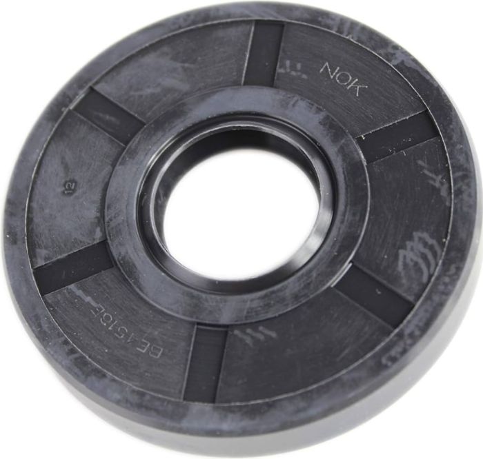 Kubota 34070-12220 Сальник хвостовика переднего моста для L2501, L2900