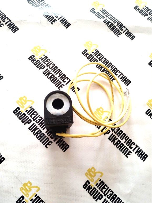 CNH 38400015 Соленоїд 12vdc 12V