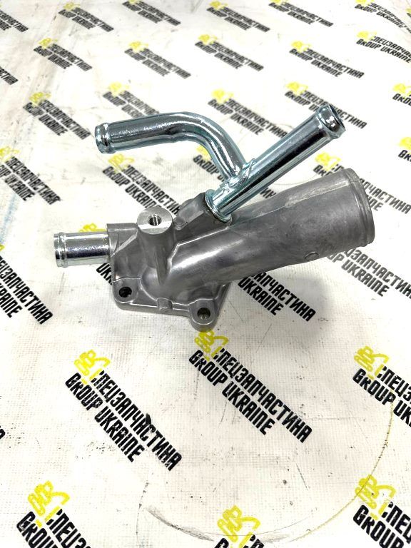 ISUZU 8981669971 Патрубок розвідний системи охолодження ДВС для 4HK1