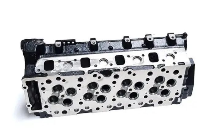 Isuzu 8981706170 Головка блоку циліндрів (ГБЦ) 4HK1