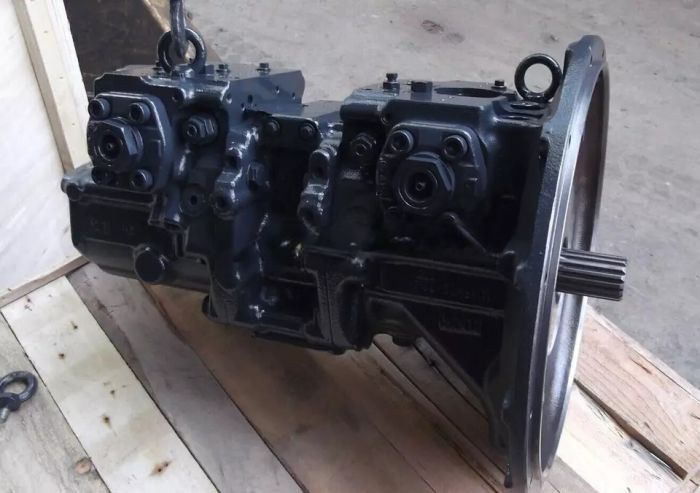 Насос гідравлічний з фланцем Kawasaki K3V112DTK 708-25-01084 PUMP ASS'Y
