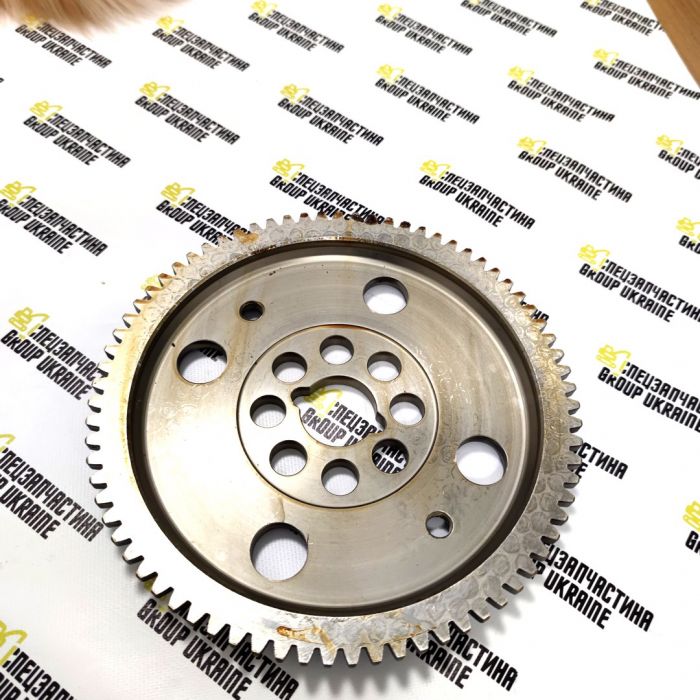 CA0138682 (138682, 295579A1, 593039) Ступиця Komatsu WB93/97-S/R