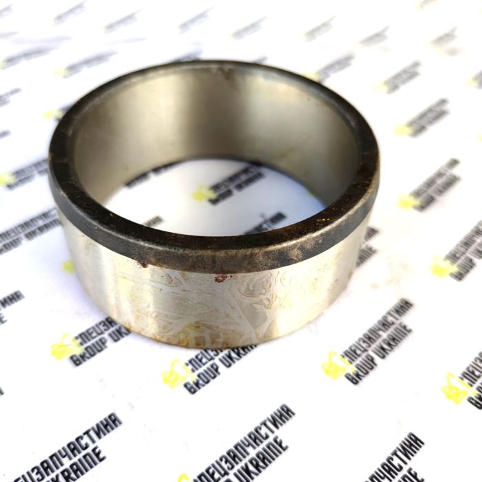 20y-70-32361 (20Y-70-32371, 707-76-70120, 66N4-05000) Втулка в трапецію Komatsu PC200-8