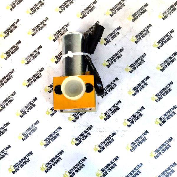 139-3990, 1393990 Соленоїд Caterpillar E320