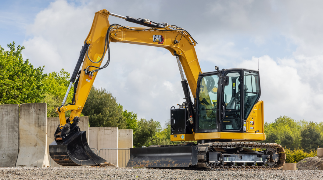 Новий 8-тонний міні-екскаватор CAT&reg; 308 CR